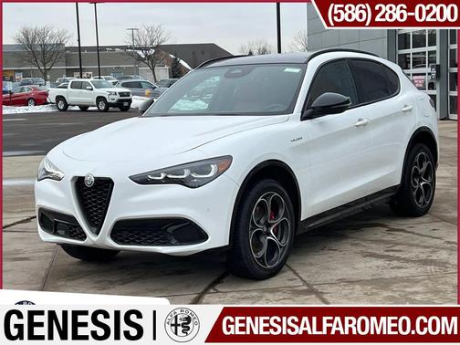 2025 Alfa Romeo Stelvio Sprint AWD