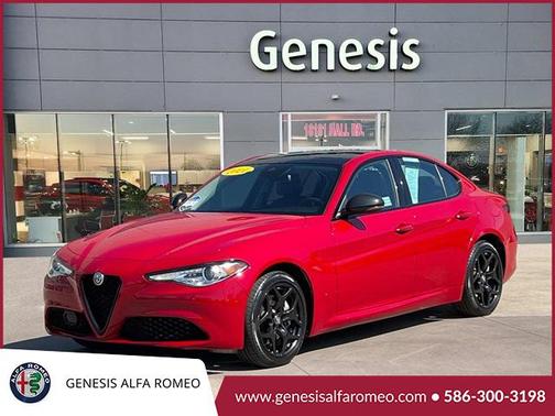 2021 Alfa Romeo Giulia Base