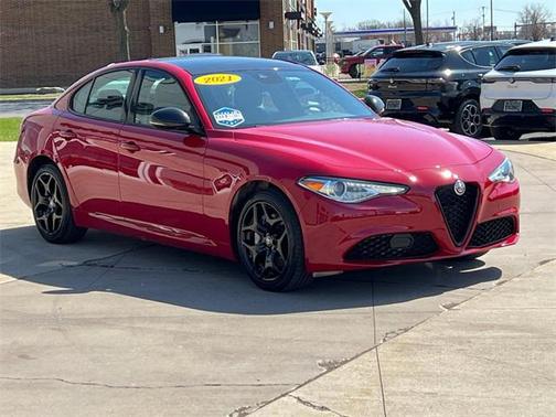 2021 Alfa Romeo Giulia Base