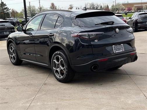 2025 Alfa Romeo Stelvio Sprint AWD