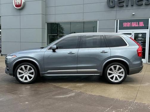 2019 Volvo XC90 T6 Inscription