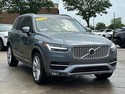 2019 Volvo XC90 T6 Inscription