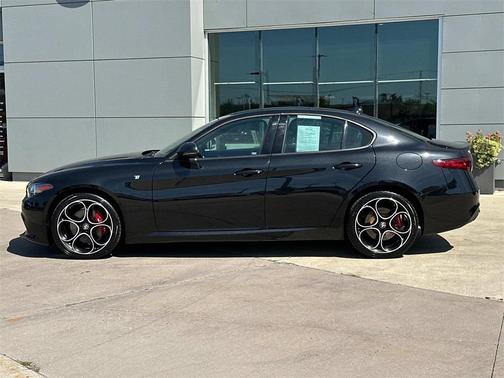 2022 Alfa Romeo Giulia Ti