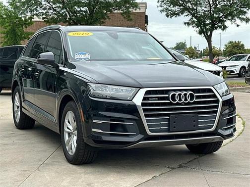 2019 Audi Q7 55 Premium Plus