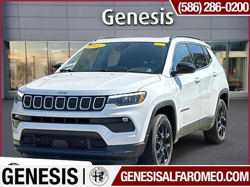 2022 Jeep Compass Latitude Lux