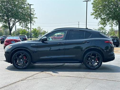 2023 Alfa Romeo Stelvio Veloce AWD