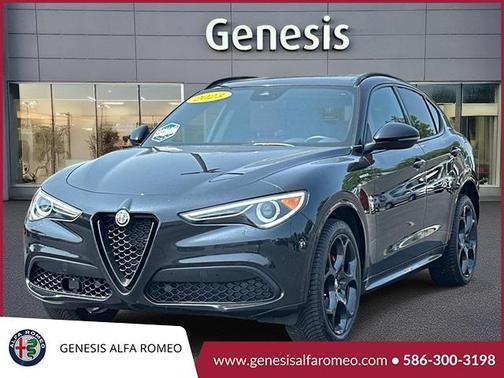 2023 Alfa Romeo Stelvio Veloce AWD