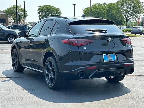 2023 Alfa Romeo Stelvio Veloce AWD