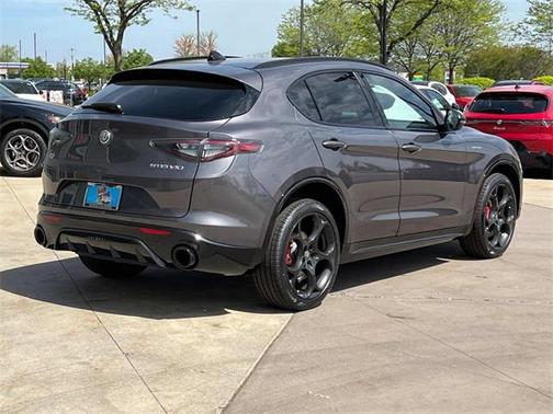 2025 Alfa Romeo Stelvio Sprint AWD