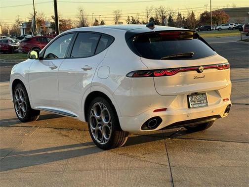 2025 Alfa Romeo Tonale Special Edition Tributo Italiano EAWD