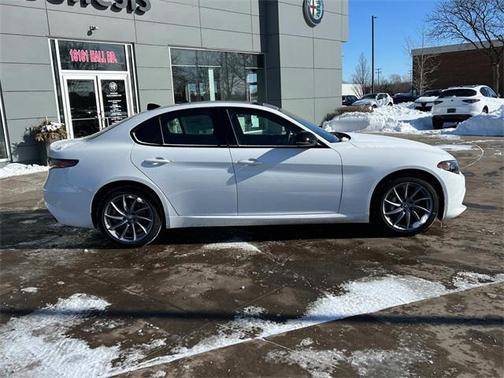 2025 Alfa Romeo Giulia AWD