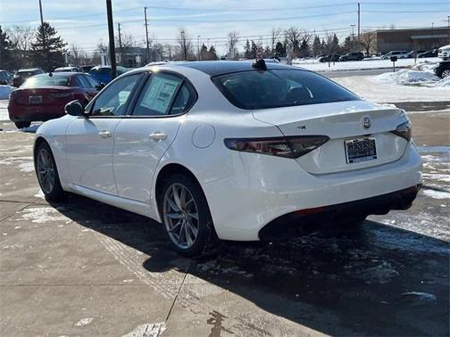 2025 Alfa Romeo Giulia AWD
