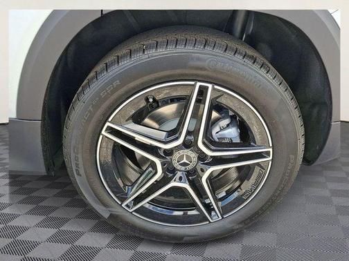 Citrus 2026 Mercedes-Benz GLB 250 Base 4MATIC