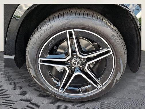 Black 2026 Mercedes-Benz GLS 450 4MATIC