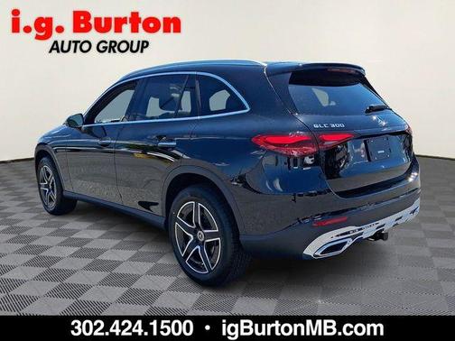 Black 2026 Mercedes-Benz GLC 300 Base 4MATIC