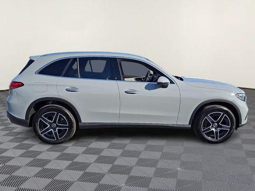 Alpine Gray 2026 Mercedes-Benz GLC 300 Base 4MATIC