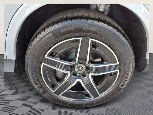 Alpine Gray 2026 Mercedes-Benz GLC 300 Base 4MATIC