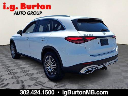 Polar White 2026 Mercedes-Benz GLC 300 Base 4MATIC
