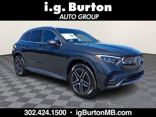 Graphite Gray Metallic 2026 Mercedes-Benz GLC 300 Base 4MATIC