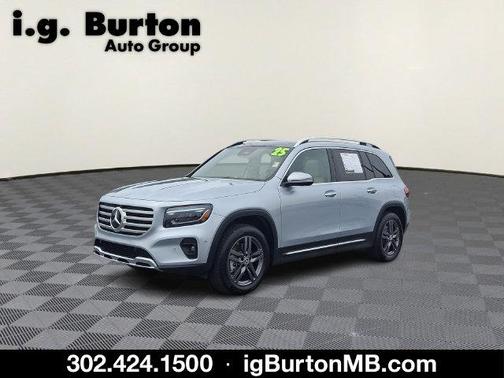 Silver Metallic 2025 Mercedes-Benz GLB 250 Base 4MATIC