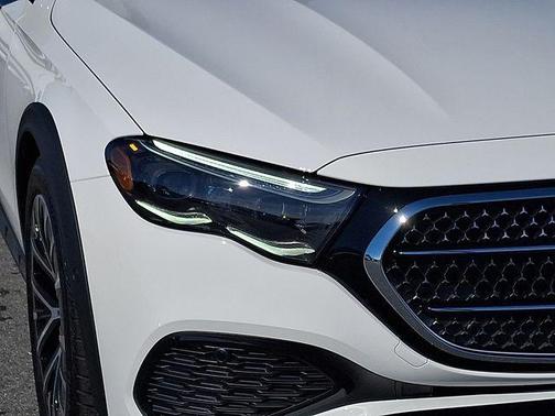 Polar White 2026 Mercedes-Benz E-Class E 450 4MATIC