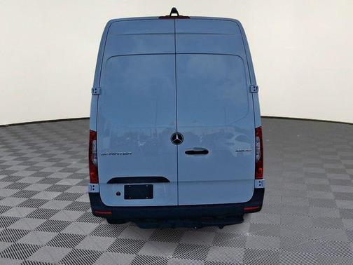 2025 Mercedes-Benz Sprinter 2500 High Roof