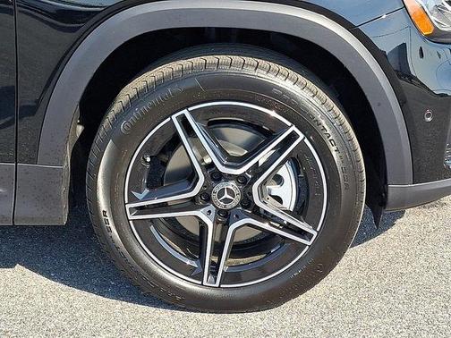 Midnight Black 2026 Mercedes-Benz GLB 250 Base 4MATIC