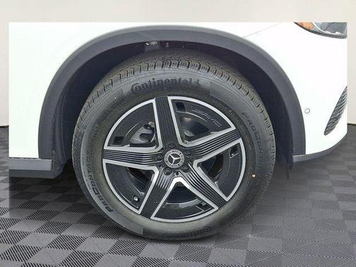 Polar White 2026 Mercedes-Benz GLC 300 Base 4MATIC