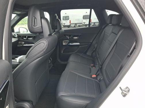 Polar White 2026 Mercedes-Benz GLC 300 Base 4MATIC