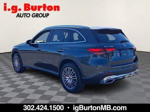 Graphite Gray 2026 Mercedes-Benz GLC 300 Base 4MATIC