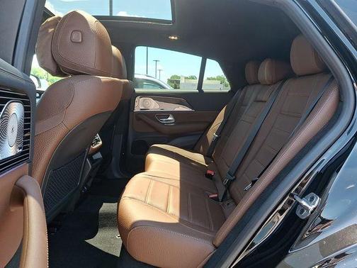 Black 2026 Mercedes-Benz GLE 450 4MATIC