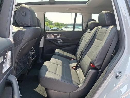 Alpine Gray 2026 Mercedes-Benz GLS 450 4MATIC