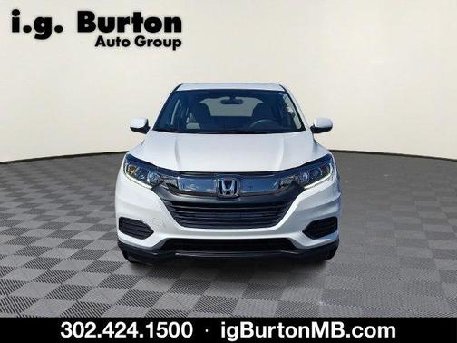 Platinum White 2022 Honda HR-V LX