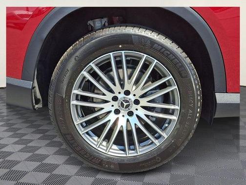 MAN PATAGONIA R 2026 Mercedes-Benz GLC 300 Base 4MATIC