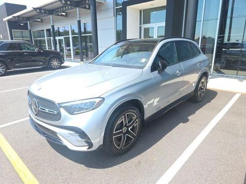 Silver Metallic 2026 Mercedes-Benz GLC 300 Base 4MATIC