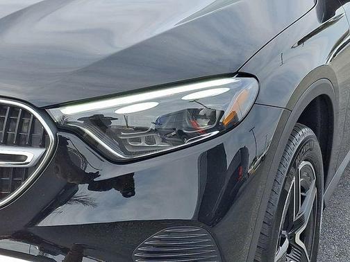 2026 Mercedes-Benz GLC 300 Base 4MATIC