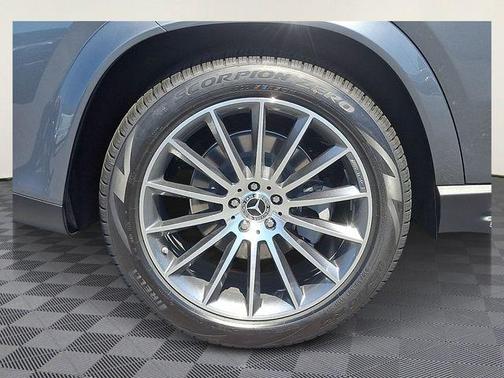 Gray Metallic 2026 Mercedes-Benz GLE 350 Base 4MATIC