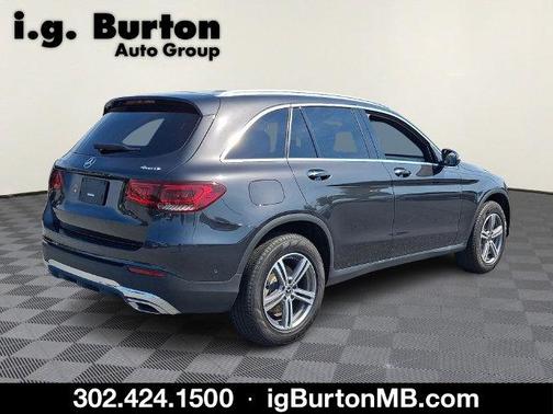 Graphite Gray Metallic 2022 Mercedes-Benz GLC 300 Base 4MATIC
