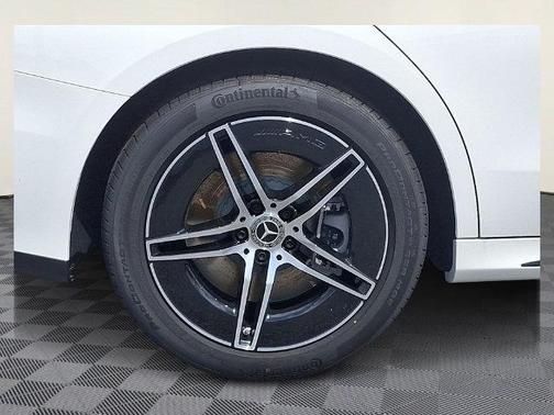Polar White 2027 Mercedes-Benz E-Class E 450