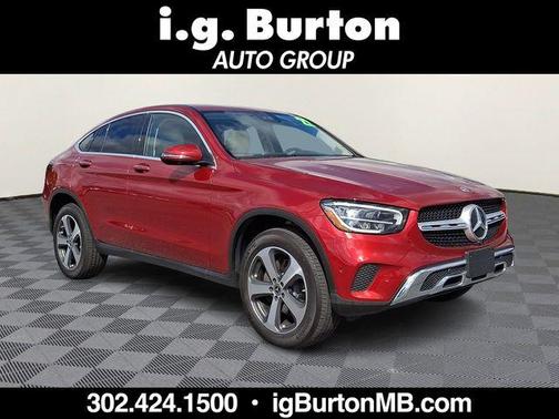 Cardinal Red 2022 Mercedes-Benz GLC 300 4MATIC Coupe