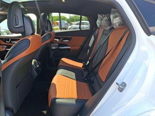 Polar White 2026 Mercedes-Benz GLC 300 Base 4MATIC
