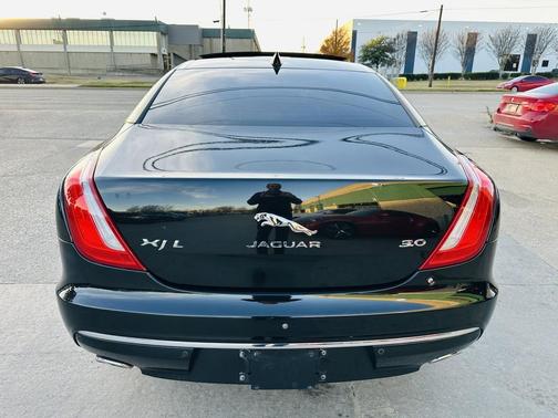 2016 Jaguar XJ XJL Portfolio