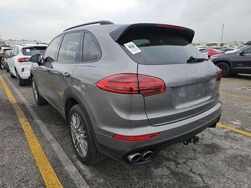 2018 Porsche Cayenne Platinum Edition