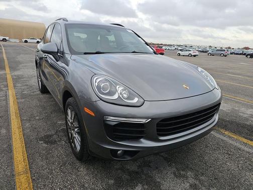 2018 Porsche Cayenne Platinum Edition