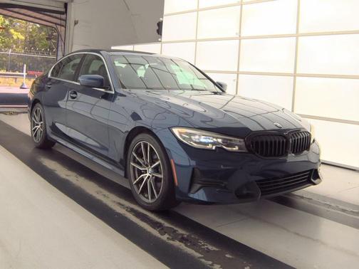 Mediterranean Blue Metallic 2020 BMW 330 330i