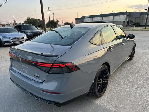 2023 Honda Accord Hybrid Base