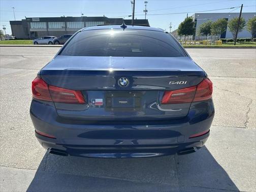 2017 BMW 540 540i