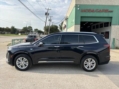 2022 Cadillac XT6 Luxury FWD