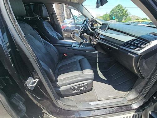 2015 BMW X6 M