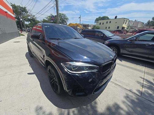 2015 BMW X6 M